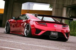 Όταν το Honda NSX έπεσε στα χέρια της Liberty Walk (+video)