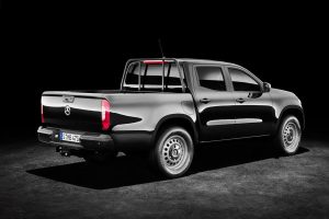 Άνοιξαν οι παραγγελίες για τη νέα Mercedes X-Class