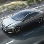 Η BMW αποκαλύπτει το πιο οικογενειακό «i» μοντέλο της (+video)