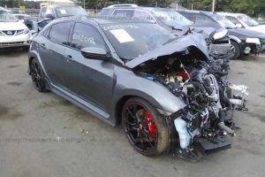 Κατεστραμμένο Honda Civic Type R σε δημοπρασία