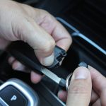 Έτσι βάζεις «εμπρός» χωρίς μπαταρία στο κλειδί (+video)