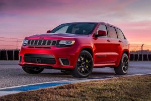 Απίστευτες επιδόσεις από το Jeep Grand Cherokee των 1.012 ίππων της Hennessey
