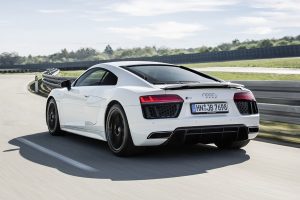 Η Audi αποκαλύπτει το πρώτο πισωκίνητο R8