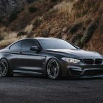 BMW M4… μαύρη μαγεία!