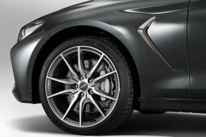 Νέο Genesis G70 στοχεύει απευθείας στη BMW Σειρά 3