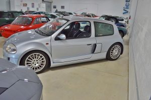 Πωλείται αυτό το Renault Clio V6 R.S. Θα το αγόραζες;