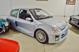 Πωλείται αυτό το Renault Clio V6 R.S. Θα το αγόραζες;