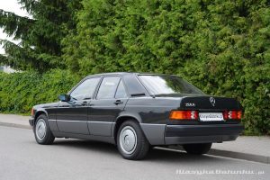 Ξεχασμένη Mercedes 190D με μόνο 3.546 χλμ. σε τιμή σοκ!