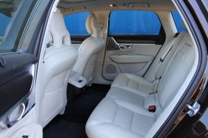 Δοκιμή Volvo V90 Cross Country D5 AWD