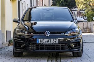 VW Golf R με πρόγραμμα στα 400 άλογα