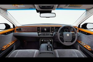 Νέο υπερπολυτελές και ρετρό Toyota Century