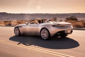 Νέα Aston Martin DB11 Volante με μοτέρ Mercede-AMG (+video)