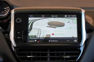 Peugeot 208 με δώρο 3D Navi και κάμερα οπισθοπορείας