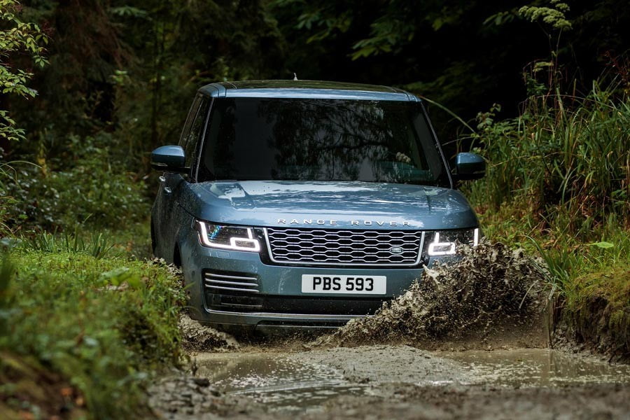 Νέο Range Rover με 404 ίππους και κατανάλωση 2,8 λτ./100 χλμ. (+videos)