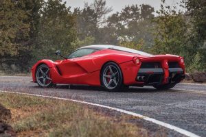 Πωλείται Ferrari LaFerrari με μόλις 85 χιλιόμετρα