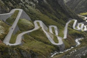 Περνώντας τις Άλπεις με μία Red Bull (+video)