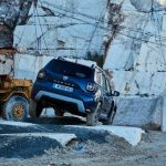 Το νέο Dacia Duster ποζάρει για όλο τον κόσμο στην Ελλάδα (+video)