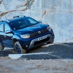 Το νέο Dacia Duster ποζάρει για όλο τον κόσμο στην Ελλάδα (+video)