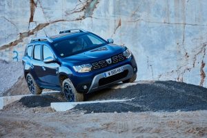 Το νέο Dacia Duster ποζάρει για όλο τον κόσμο στην Ελλάδα (+video)