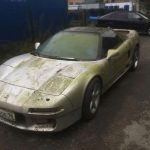 Βρέθηκε παρατημένο σε δάσος Honda NSX