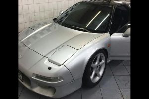 Βρέθηκε παρατημένο σε δάσος Honda NSX