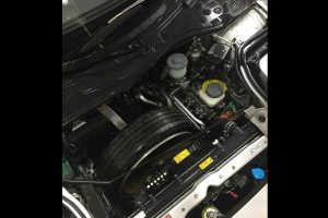 Βρέθηκε παρατημένο σε δάσος Honda NSX