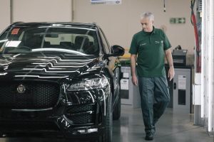 Αυτό είναι το νέο αυτοκίνητο του José Mourinho (+video)