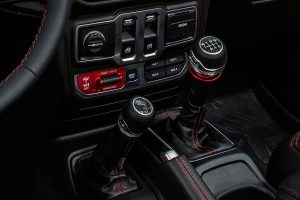 Νέο Jeep Wrangler: Εσωτερικό και συστήματα 4×4