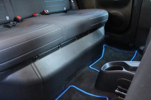 Γιατί έχει αεραγωγό κάτω από το κάθισμα το Toyota Yaris;