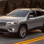Πρώτες φωτογραφίες του ανανεωμένου Jeep Cherokee