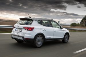 Οδηγούμε το νέο SEAT Arona (+τιμές, εξοπλισμοί, κινητήρες)