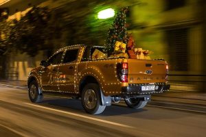 Το πιο χριστουγεννιάτικο αυτοκίνητο είναι ελληνικό! (+video)