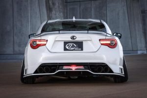 Βελτιωμένο Toyota GT 86 με τρελό κάμπερ