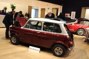 Ποια διάσημη τραγουδίστρια αγόρασε το Mini των Beetles σε εξωφρενική τιμή;