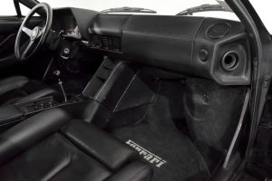 Πωλείται η πιο αμφιλεγόμενη Ferrari Testarossa, του Michael Jackson (+video)