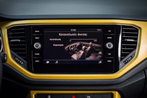 Οδηγούμε το νέο Volkswagen T-Roc (+τιμές, εξοπλισμοί, κινητήρες)
