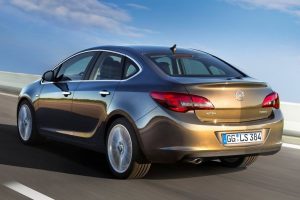 Οι τιμές του Opel Astra Sedan MY 2018