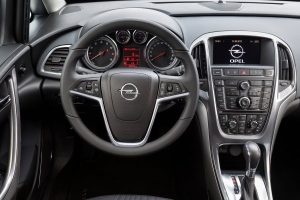 Οι τιμές του Opel Astra Sedan MY 2018