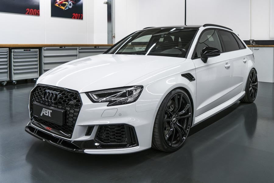 Ακαταμάχητο Audi RS 3 Sportback με 500 άλογα!