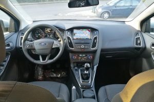 Ford Focus 1.5 TDCi 120hp Titanium με 0 χλμ. – 18.490€