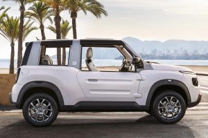 Το ηλεκτρικό Citroen που το πλένεις μέσα έξω με λάστιχο