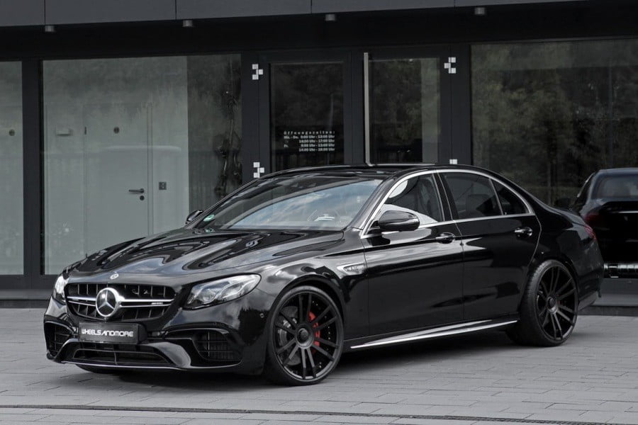 Η Mercedes E-Class φτάνει τους 680 ίππους από τον Wheelsandmore