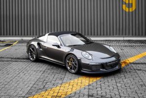 Porsche 991 Targa 4 GTS μετατρέπεται σε 911 GT3 RS