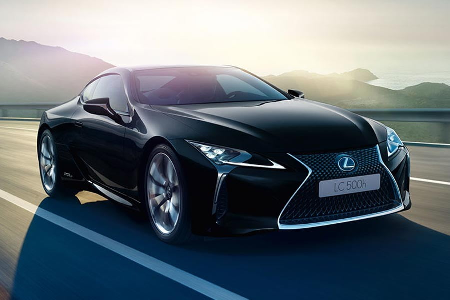 Η Lexus «ανοίγει» το LC