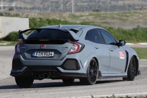 Οδηγούμε στα Μέγαρα το νέο Honda Civic Type R των 320 PS (+videos)