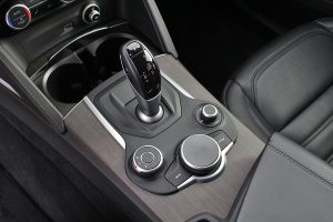 Δοκιμή Alfa Romeo Stelvio 2.0 λτ. 280 PS AT8 AWD