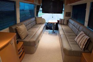 Στο σφυρί το πούλμαν εποχής Schumacher της Ferrari