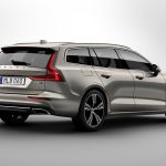 2018-VolvoV60-30