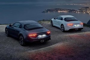 A110-Legende-and-A110-Pure(4)