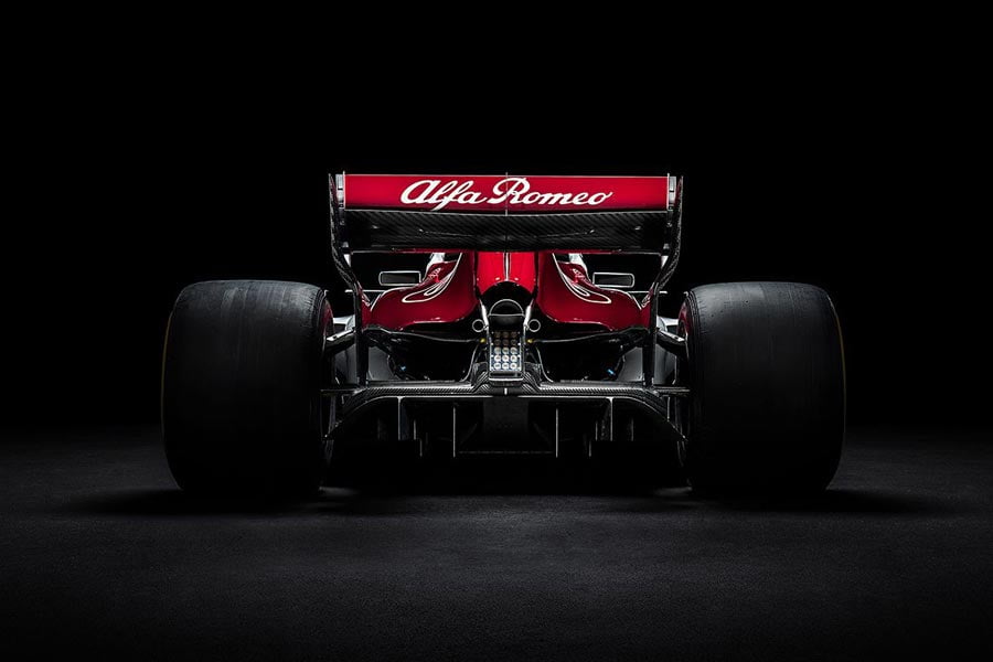 https://autogreeknews.gr/wp-content/uploads/2018/02/Alfa-Romeo-Sauber-F1-5.jpg